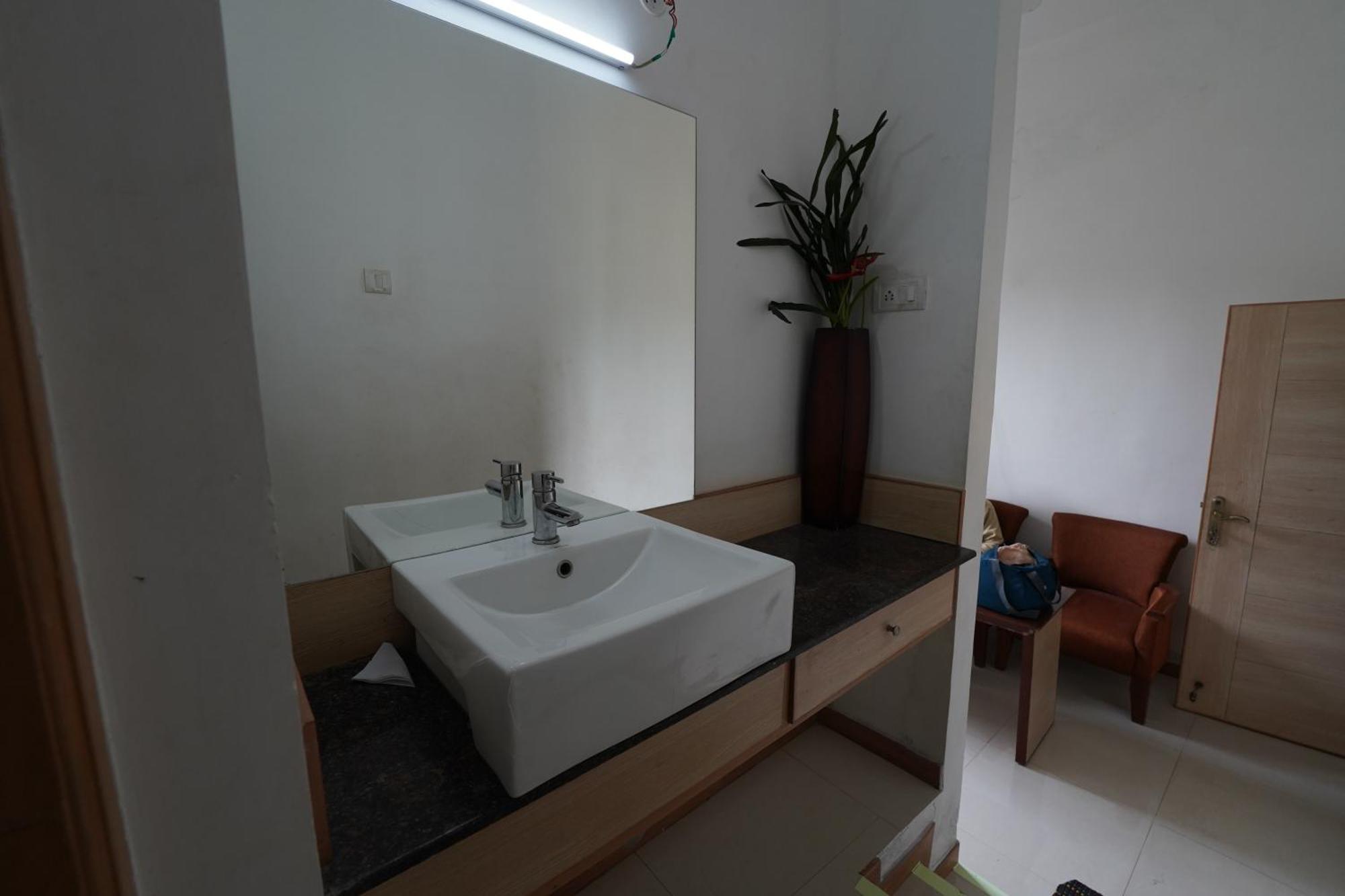 Bison Inn Ketti Zewnętrze zdjęcie